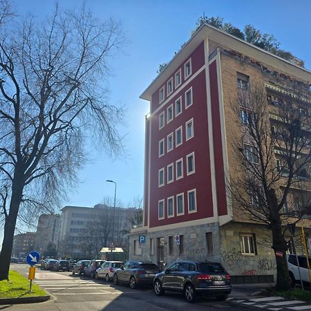 Tolstoi 83 Apartment Milan Exterior photo